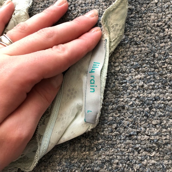 Mint Bralette - Picture 2 of 6